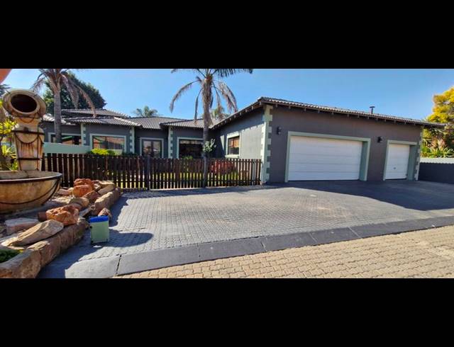 3 BEDROOM HOUSE FOR SALE IN SONNEVELD